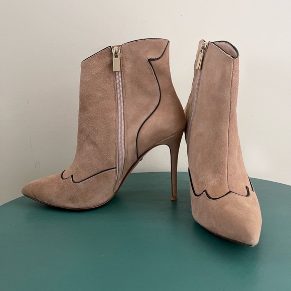 COPY - Raye suede leather boots size 37,5 (7) org $399 great condition - Picture 3 of 14